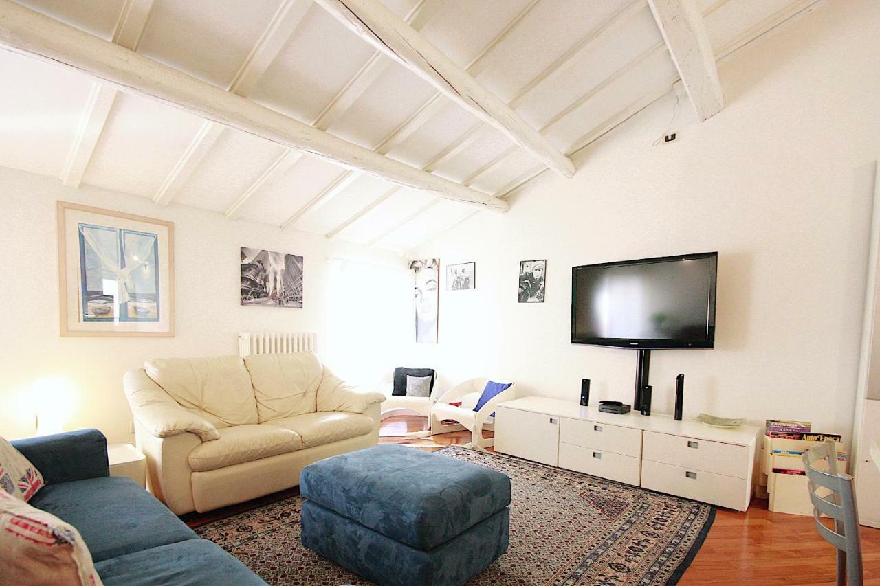 Bianco Apartment Verona Buitenkant foto