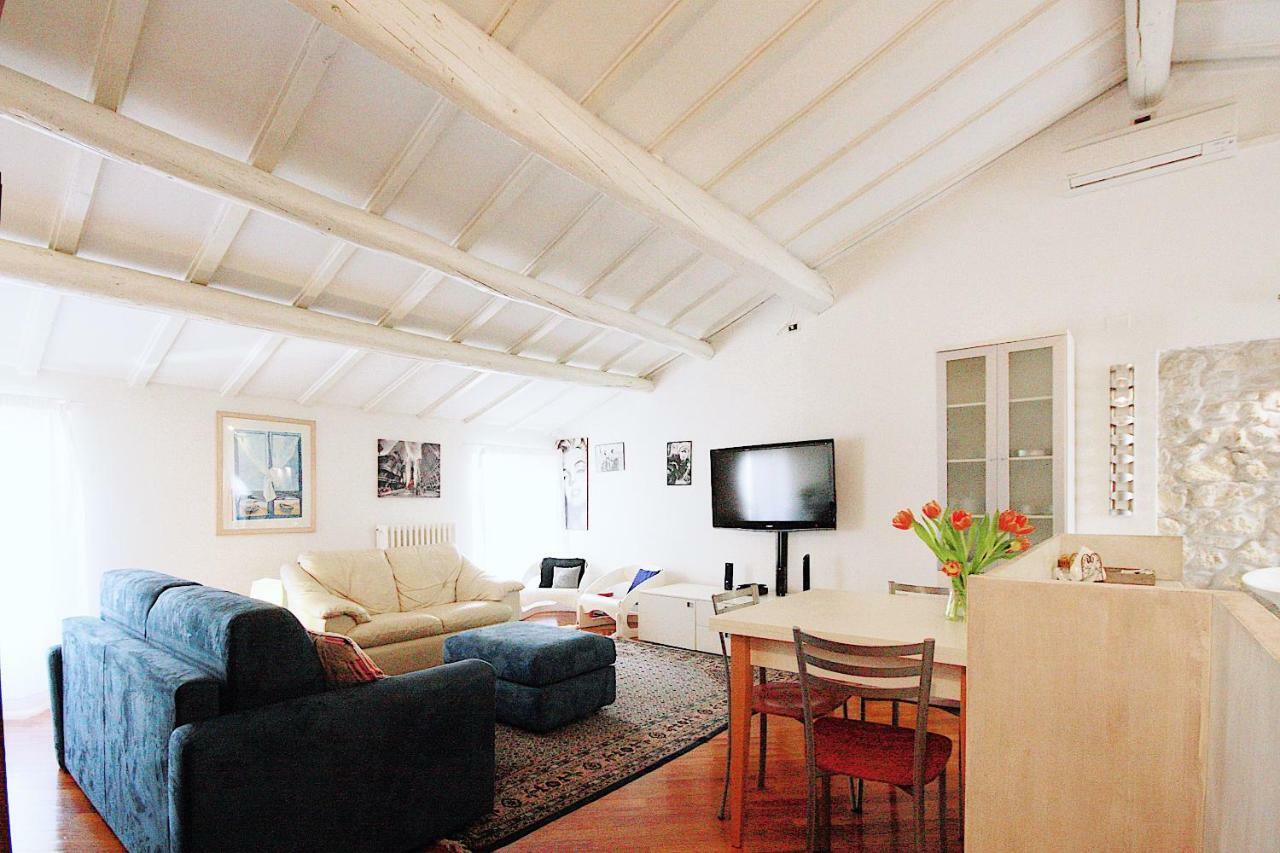 Bianco Apartment Verona Buitenkant foto