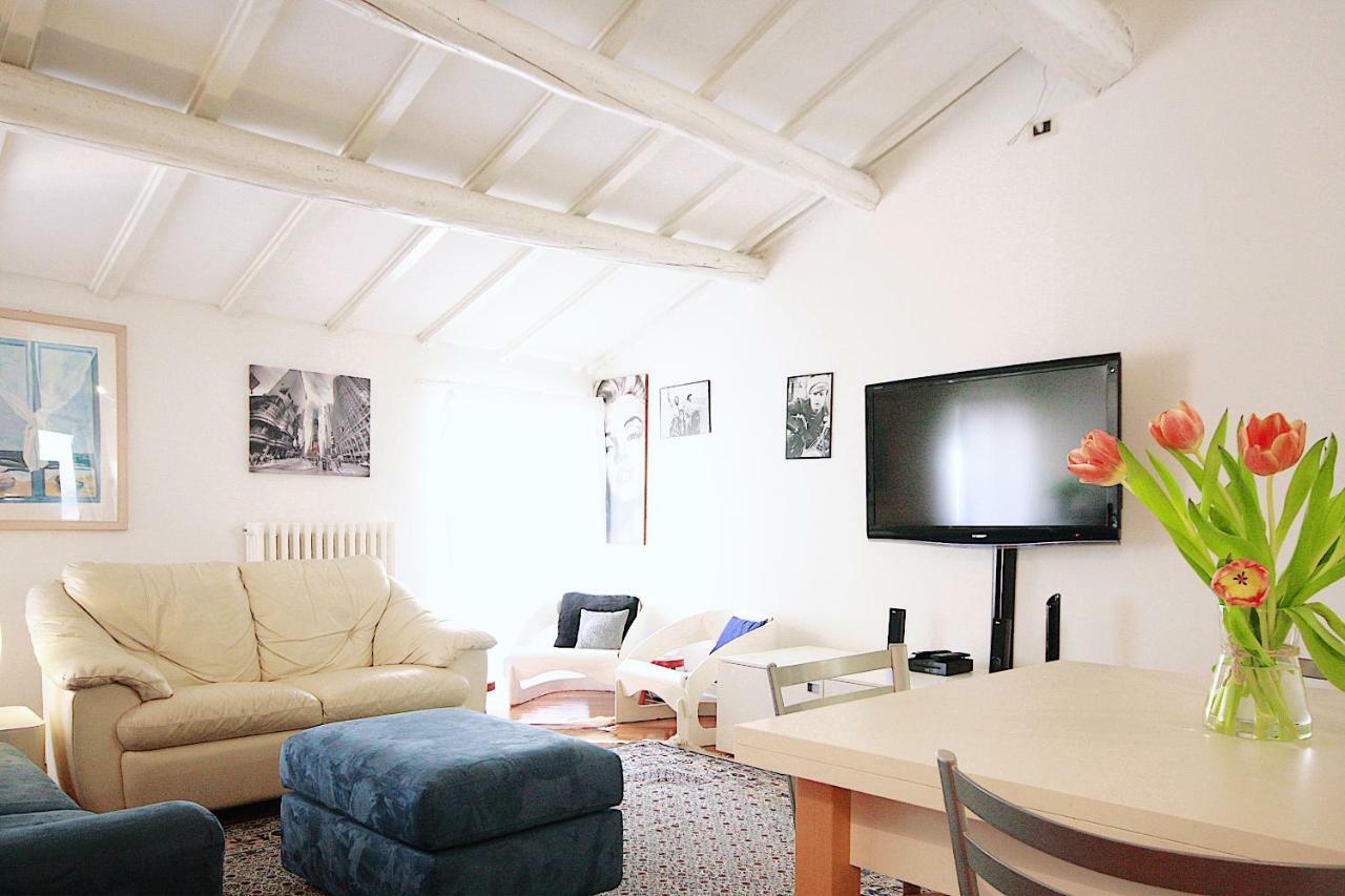 Bianco Apartment Verona Buitenkant foto