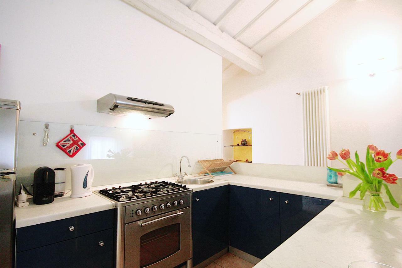 Bianco Apartment Verona Buitenkant foto